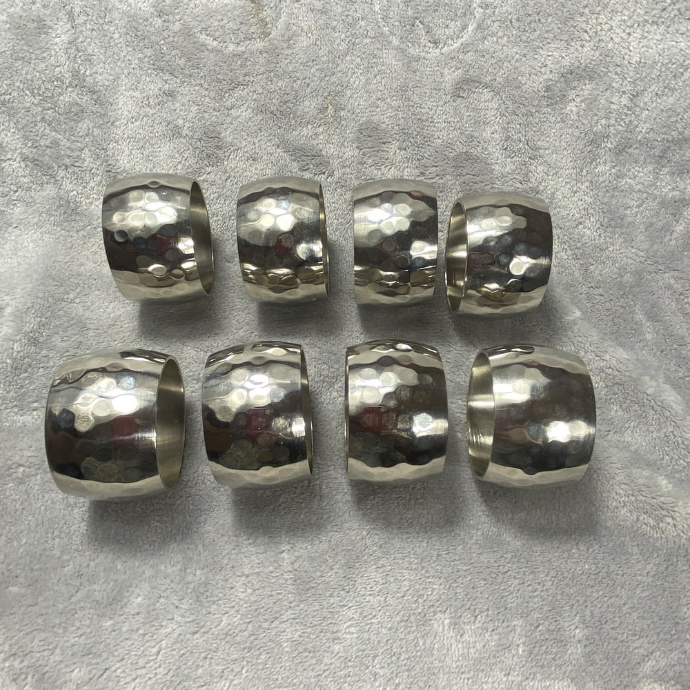 Set of‎ 8 Silver Toned Hammered Pattern Napkin Rings Heavy Metal Dinner Party